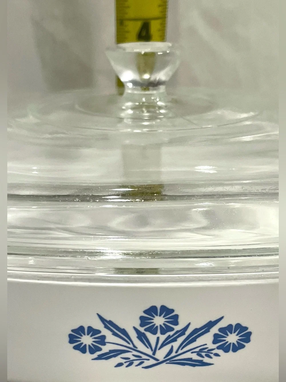 EUC CorningWare “Blue Cornflower” Classic 9” x 9” Covered Casserole Baking Dish